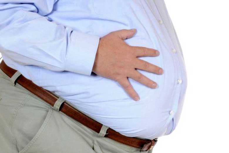 چاقی موجب افزایش خطر ابتلا به کرونا می گردد